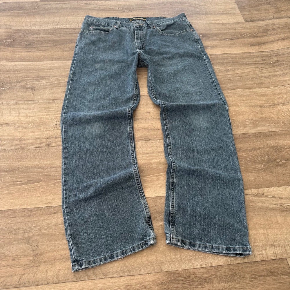 Lee Regular Fit Bootcut Jeans Mens 36x32 Medium Wash Blue Denim 2020302 0940